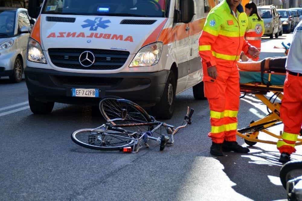 incidente putignano alberobello oggi con biciclette